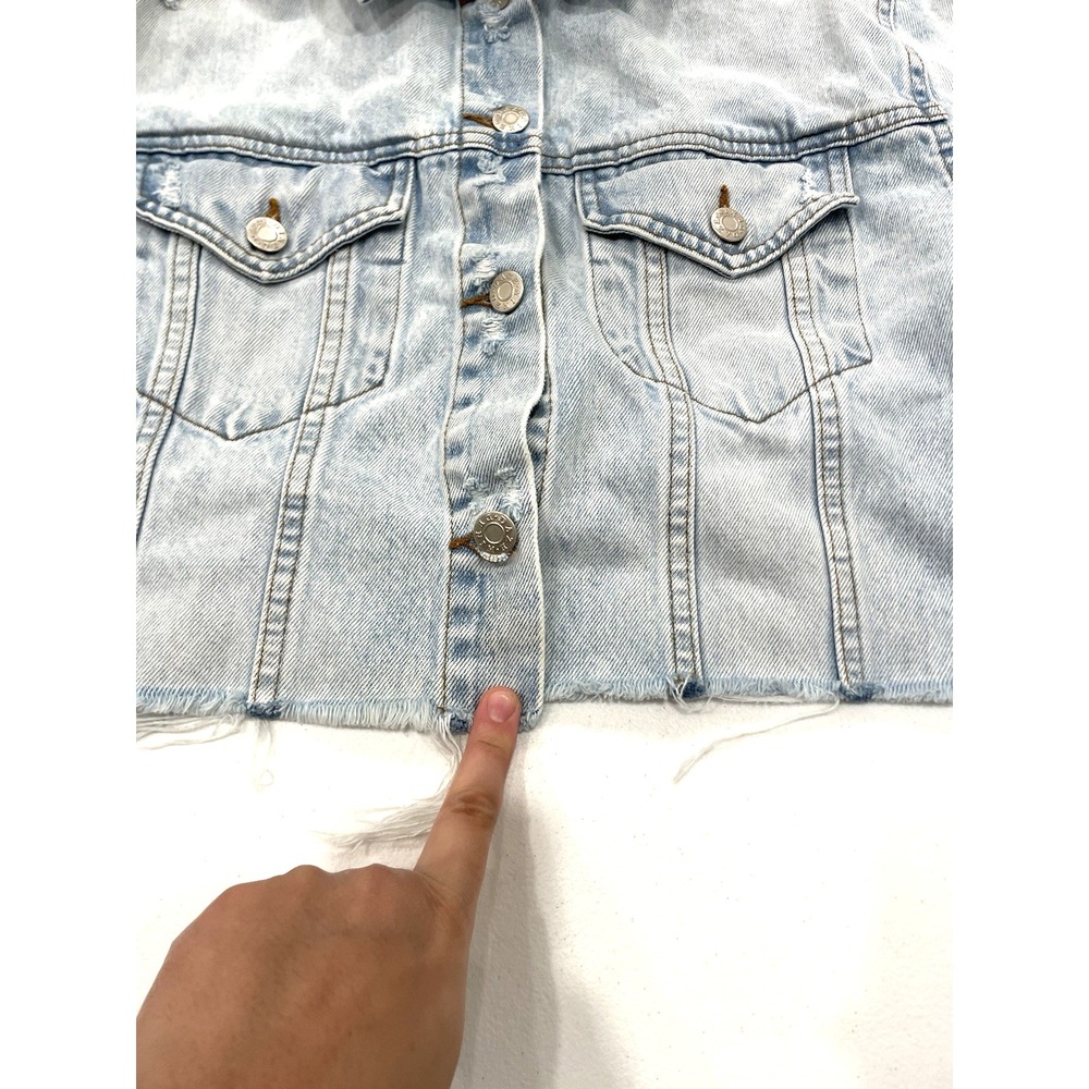 Daze Blue Denim Jean Jacket Medium Trucker Cut Off Cropped Classic Retro grunge - Picture 2 of 8